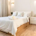 Confort Si Eleganta - Elit Lrl * Τιμισοάρα