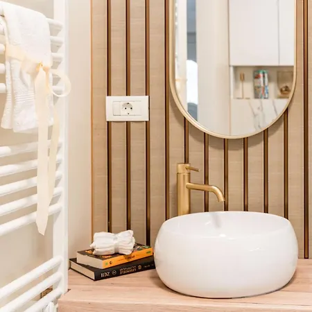 Confort Si Eleganta - Elit Lrl