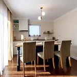 Confort Si Eleganta - Elit Lrl Daire
